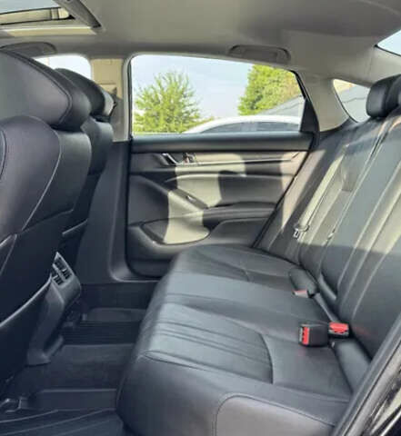 Чорний Хонда Аккорд, об'ємом двигуна 1.5 л та пробігом 94 тис. км за 19800 $, фото 11 на Automoto.ua