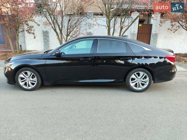 Черный Хонда Аккорд, объемом двигателя 1.5 л и пробегом 91 тыс. км за 17000 $, фото 7 на Automoto.ua