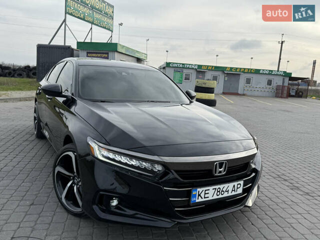 Черный Хонда Аккорд, объемом двигателя 1.5 л и пробегом 60 тыс. км за 19900 $, фото 4 на Automoto.ua