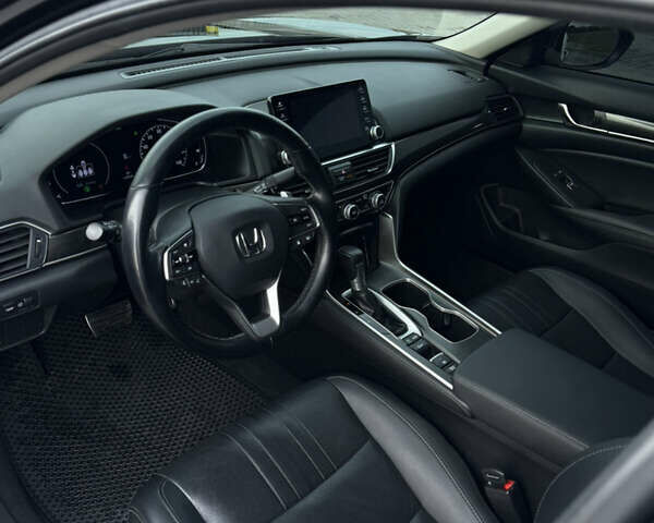 Черный Хонда Аккорд, объемом двигателя 1.5 л и пробегом 60 тыс. км за 19900 $, фото 14 на Automoto.ua