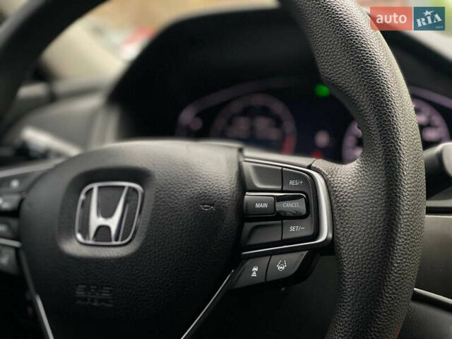 Черный Хонда Аккорд, объемом двигателя 1.5 л и пробегом 43 тыс. км за 21500 $, фото 11 на Automoto.ua
