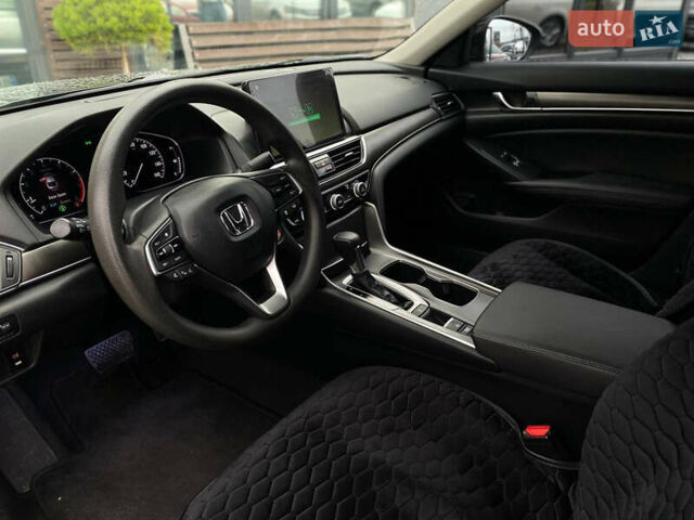 Черный Хонда Аккорд, объемом двигателя 1.5 л и пробегом 43 тыс. км за 21500 $, фото 18 на Automoto.ua