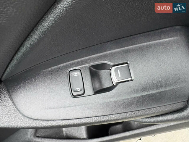 Черный Хонда Аккорд, объемом двигателя 1.99 л и пробегом 108 тыс. км за 21999 $, фото 24 на Automoto.ua