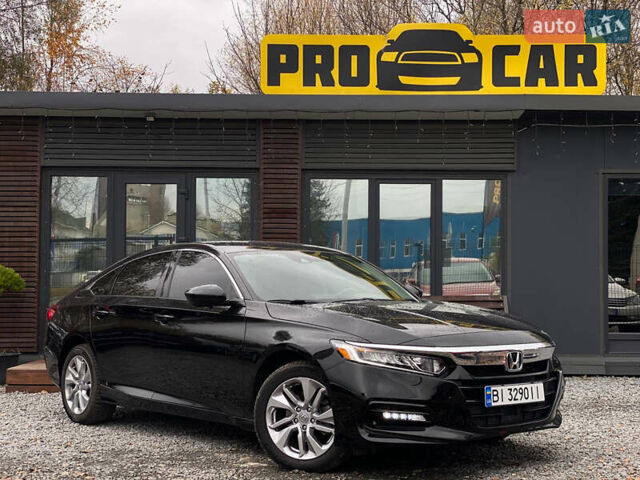 Черный Хонда Аккорд, объемом двигателя 1.5 л и пробегом 43 тыс. км за 21500 $, фото 1 на Automoto.ua