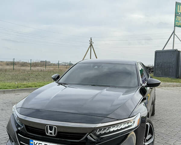 Черный Хонда Аккорд, объемом двигателя 1.5 л и пробегом 60 тыс. км за 19900 $, фото 8 на Automoto.ua