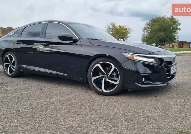 Черный Хонда Аккорд, объемом двигателя 1.5 л и пробегом 49 тыс. км за 20500 $, фото 5 на Automoto.ua