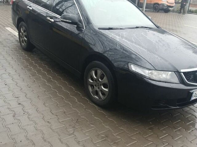 Черный Хонда Аккорд, объемом двигателя 2 л и пробегом 119 тыс. км за 5500 $, фото 1 на Automoto.ua