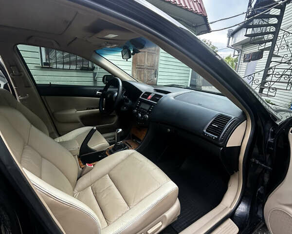 Черный Хонда Аккорд, объемом двигателя 2 л и пробегом 394 тыс. км за 4600 $, фото 6 на Automoto.ua