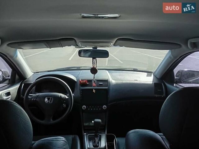 Чорний Хонда Аккорд, об'ємом двигуна 2 л та пробігом 273 тис. км за 5555 $, фото 7 на Automoto.ua