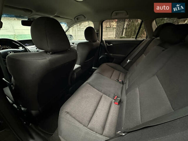 Чорний Хонда Аккорд, об'ємом двигуна 2 л та пробігом 253 тис. км за 7399 $, фото 41 на Automoto.ua