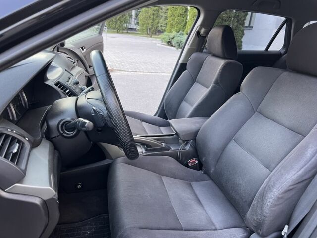 Черный Хонда Аккорд, объемом двигателя 2 л и пробегом 264 тыс. км за 7500 $, фото 11 на Automoto.ua