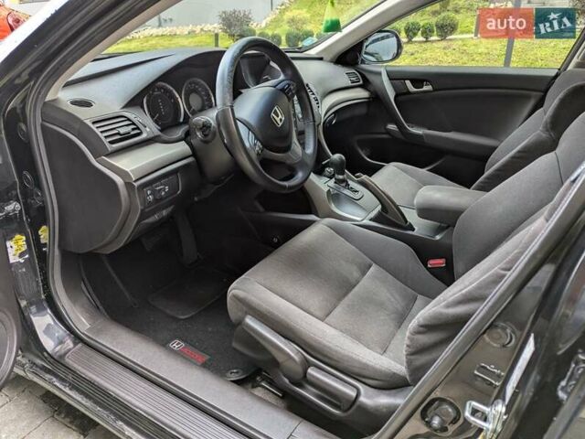 Чорний Хонда Аккорд, об'ємом двигуна 2 л та пробігом 252 тис. км за 8300 $, фото 24 на Automoto.ua