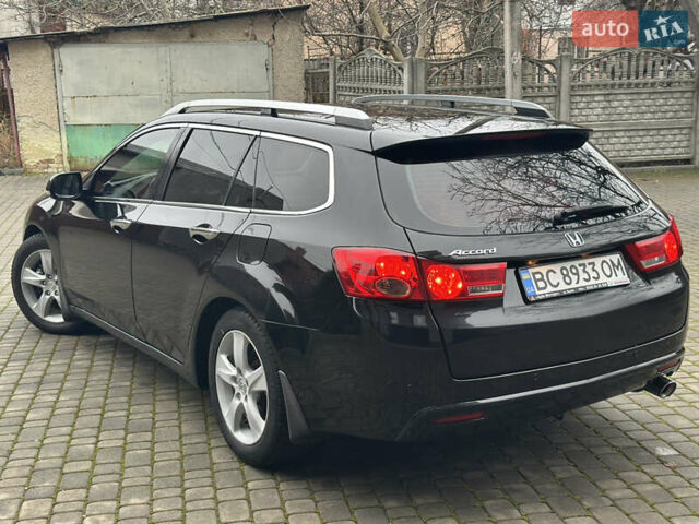 Чорний Хонда Аккорд, об'ємом двигуна 2 л та пробігом 253 тис. км за 7399 $, фото 16 на Automoto.ua