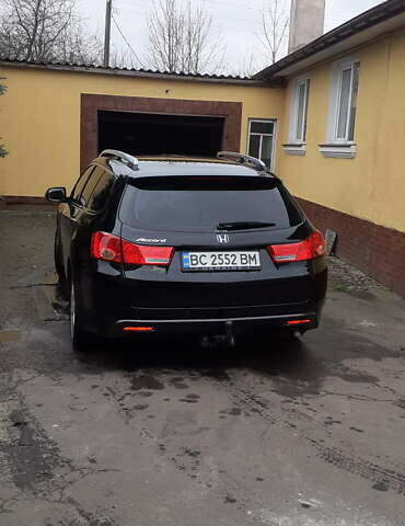 Черный Хонда Аккорд, объемом двигателя 2.2 л и пробегом 175 тыс. км за 9500 $, фото 1 на Automoto.ua