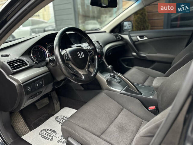 Черный Хонда Аккорд, объемом двигателя 2.2 л и пробегом 175 тыс. км за 10200 $, фото 23 на Automoto.ua