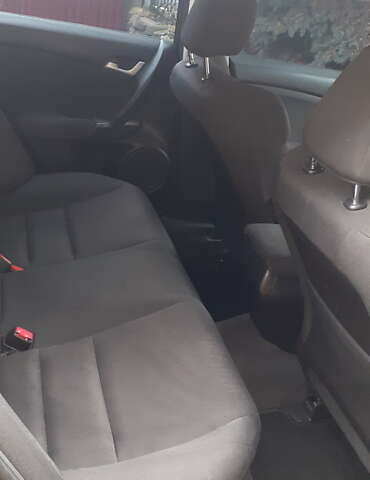 Черный Хонда Аккорд, объемом двигателя 2.2 л и пробегом 175 тыс. км за 9500 $, фото 7 на Automoto.ua