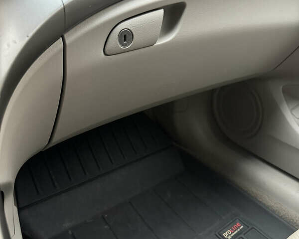 Чорний Хонда Аккорд, об'ємом двигуна 2.2 л та пробігом 300 тис. км за 8700 $, фото 11 на Automoto.ua