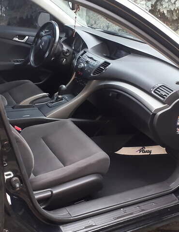 Черный Хонда Аккорд, объемом двигателя 2.2 л и пробегом 175 тыс. км за 9500 $, фото 9 на Automoto.ua