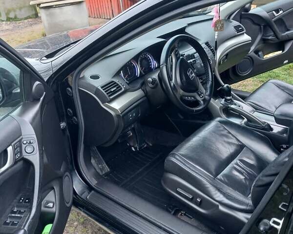 Черный Хонда Аккорд, объемом двигателя 2.2 л и пробегом 206 тыс. км за 9800 $, фото 10 на Automoto.ua