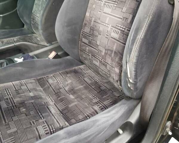 Черный Хонда Аккорд, объемом двигателя 1.6 л и пробегом 385 тыс. км за 3000 $, фото 3 на Automoto.ua