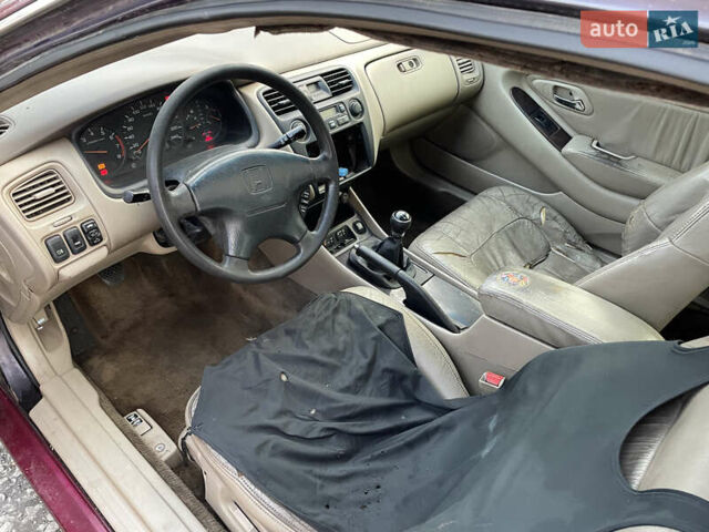 Фиолетовый Хонда Аккорд, объемом двигателя 2 л и пробегом 442 тыс. км за 1400 $, фото 2 на Automoto.ua