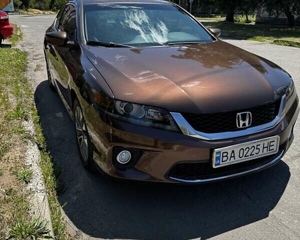 Коричневий Хонда Аккорд, об'ємом двигуна 2.4 л та пробігом 180 тис. км за 11200 $, фото 1 на Automoto.ua