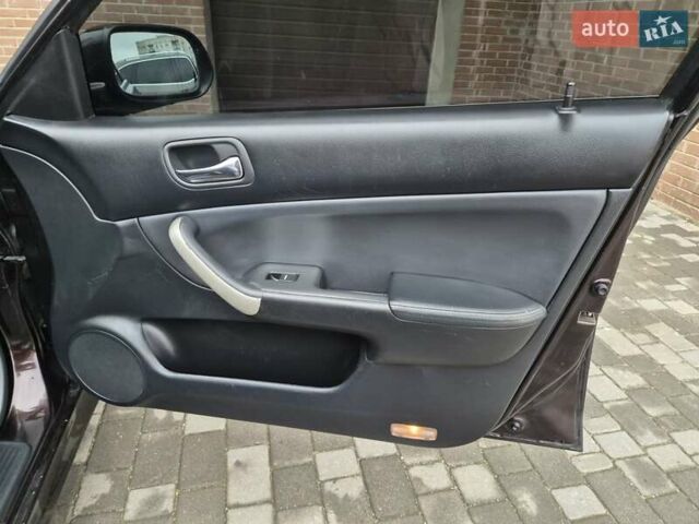 Коричневый Хонда Аккорд, объемом двигателя 2.4 л и пробегом 206 тыс. км за 5999 $, фото 13 на Automoto.ua