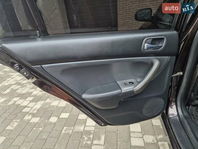 Коричневый Хонда Аккорд, объемом двигателя 2.4 л и пробегом 206 тыс. км за 5999 $, фото 14 на Automoto.ua