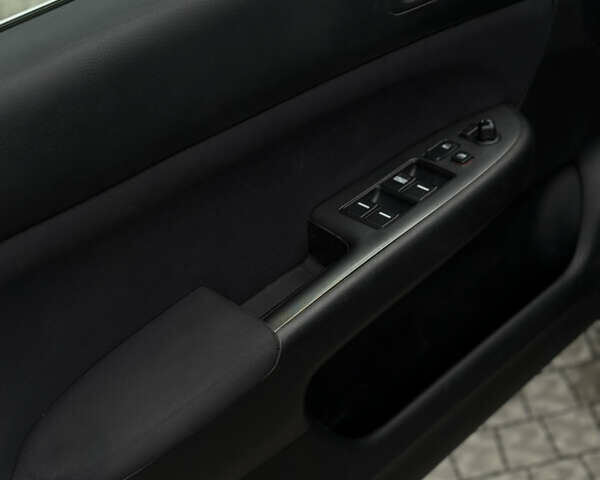 Коричневый Хонда Аккорд, объемом двигателя 2.4 л и пробегом 325 тыс. км за 5999 $, фото 19 на Automoto.ua