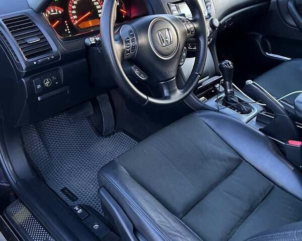 Коричневий Хонда Аккорд, об'ємом двигуна 2.4 л та пробігом 353 тис. км за 7399 $, фото 11 на Automoto.ua