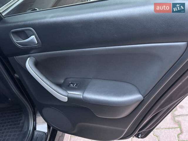 Коричневый Хонда Аккорд, объемом двигателя 2.4 л и пробегом 113 тыс. км за 8900 $, фото 47 на Automoto.ua