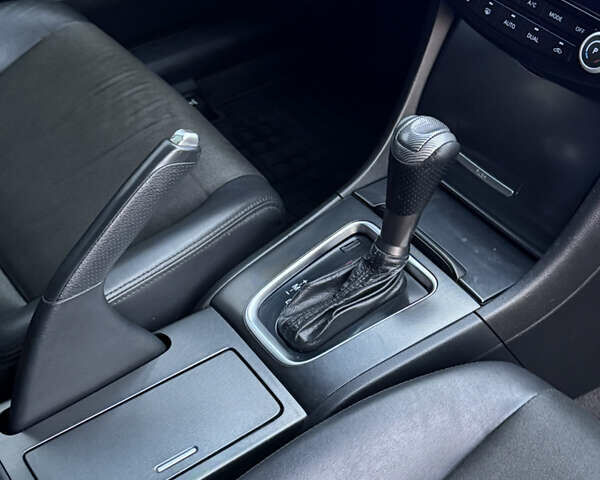 Коричневый Хонда Аккорд, объемом двигателя 2.4 л и пробегом 113 тыс. км за 8900 $, фото 29 на Automoto.ua