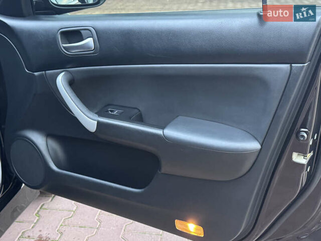 Коричневый Хонда Аккорд, объемом двигателя 2.4 л и пробегом 113 тыс. км за 8900 $, фото 44 на Automoto.ua