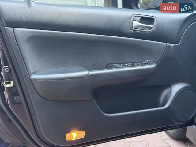 Коричневый Хонда Аккорд, объемом двигателя 2.4 л и пробегом 113 тыс. км за 8900 $, фото 37 на Automoto.ua