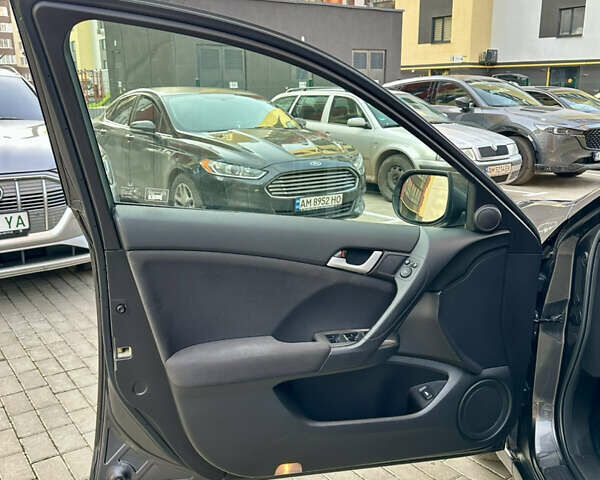 Коричневий Хонда Аккорд, об'ємом двигуна 2 л та пробігом 193 тис. км за 8400 $, фото 34 на Automoto.ua