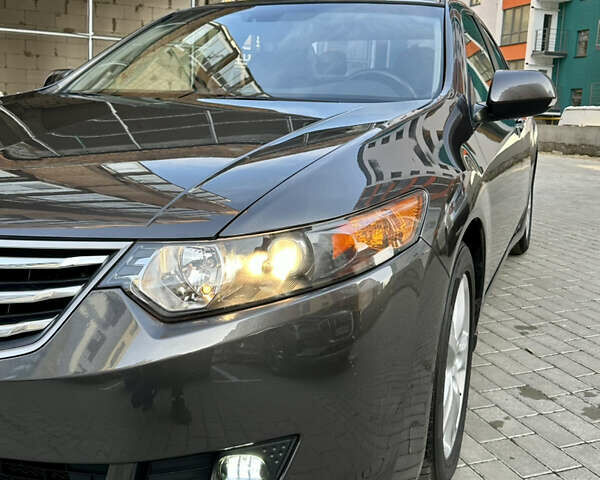 Коричневий Хонда Аккорд, об'ємом двигуна 2 л та пробігом 193 тис. км за 8400 $, фото 21 на Automoto.ua