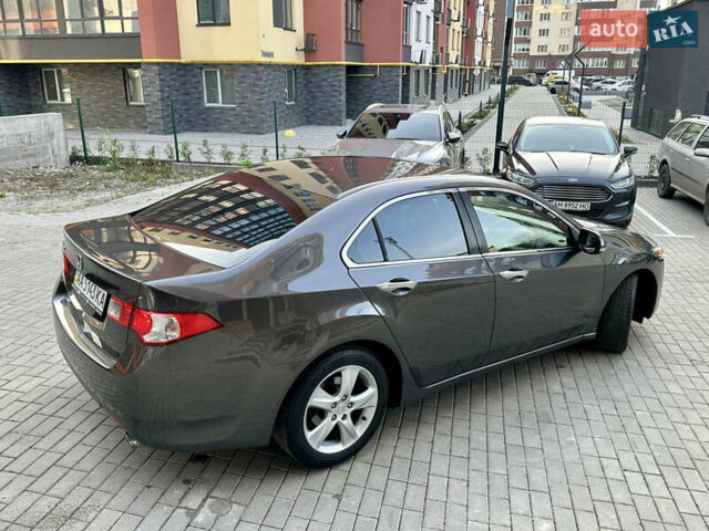 Коричневий Хонда Аккорд, об'ємом двигуна 2 л та пробігом 193 тис. км за 8400 $, фото 6 на Automoto.ua