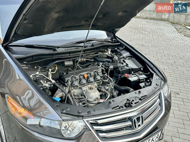 Коричневий Хонда Аккорд, об'ємом двигуна 2 л та пробігом 193 тис. км за 8400 $, фото 62 на Automoto.ua