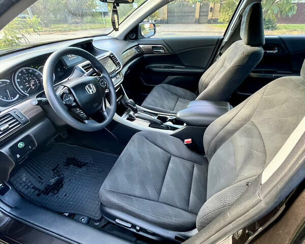 Хонда Аккорд 2015 в Черкассах на Automoto.ua Коричневый Хонда Аккорд, объемом двигателя 2.4 л и пробегом 120 тыс. км за 12500 $, фото 25 на Automoto.ua