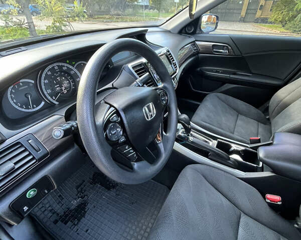 Хонда Аккорд 2015 в Черкассах на Automoto.ua Коричневый Хонда Аккорд, объемом двигателя 2.4 л и пробегом 120 тыс. км за 12500 $, фото 24 на Automoto.ua