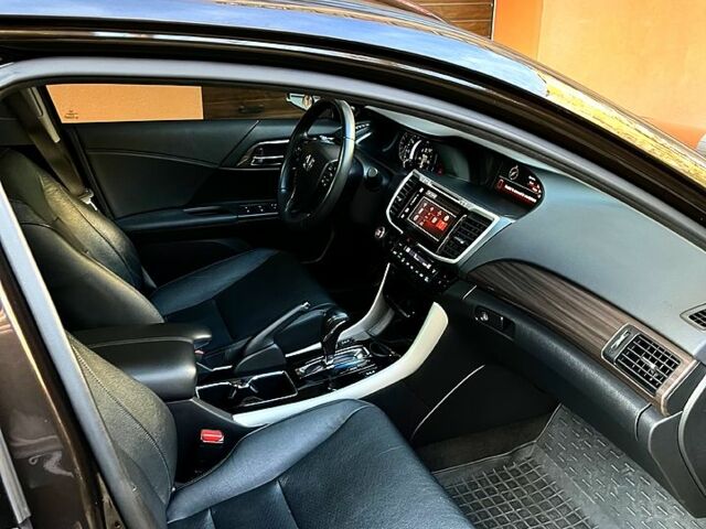 Коричневий Хонда Аккорд, об'ємом двигуна 3.5 л та пробігом 88 тис. км за 18200 $, фото 7 на Automoto.ua