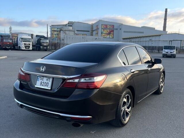 Коричневый Хонда Аккорд, объемом двигателя 2.4 л и пробегом 141 тыс. км за 12300 $, фото 2 на Automoto.ua