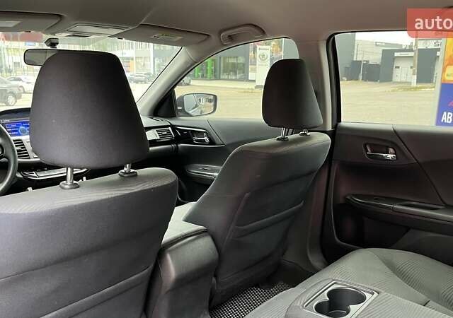 Коричневий Хонда Аккорд, об'ємом двигуна 2.36 л та пробігом 82 тис. км за 13900 $, фото 10 на Automoto.ua