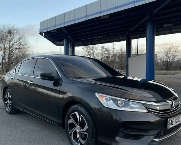 Коричневый Хонда Аккорд, объемом двигателя 2.4 л и пробегом 140 тыс. км за 12300 $, фото 2 на Automoto.ua