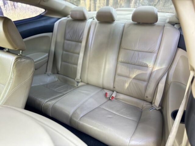 Красный Хонда Аккорд, объемом двигателя 3.5 л и пробегом 240 тыс. км за 8000 $, фото 14 на Automoto.ua