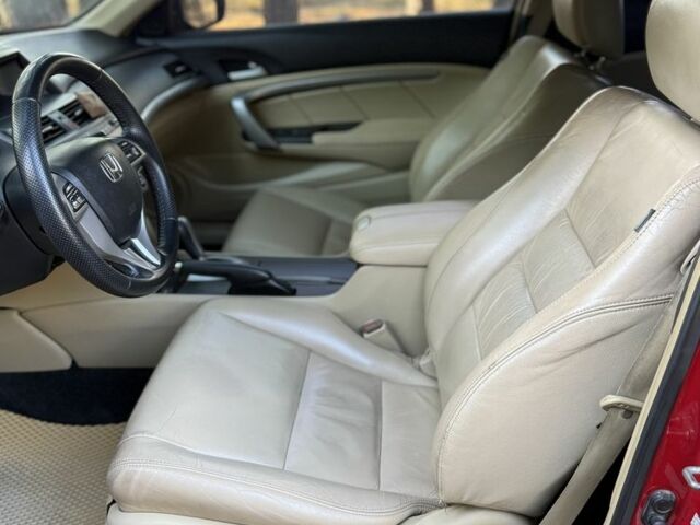 Красный Хонда Аккорд, объемом двигателя 3.5 л и пробегом 240 тыс. км за 8000 $, фото 9 на Automoto.ua