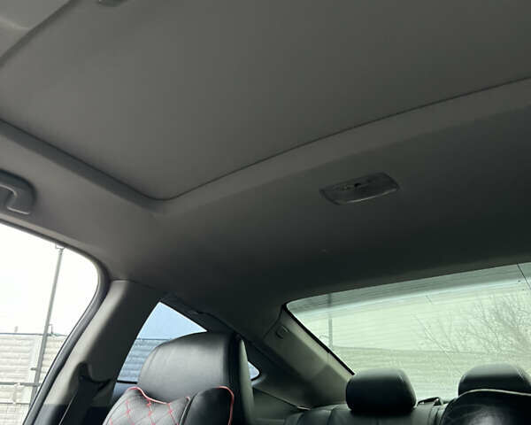 Красный Хонда Аккорд, объемом двигателя 2.35 л и пробегом 261 тыс. км за 8000 $, фото 22 на Automoto.ua