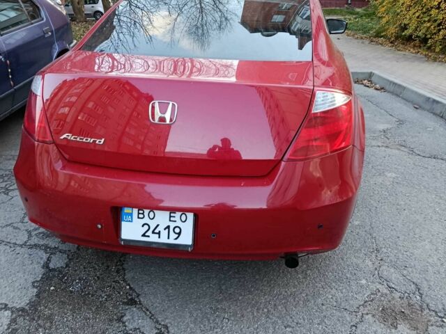 Красный Хонда Аккорд, объемом двигателя 2.4 л и пробегом 112 тыс. км за 7500 $, фото 6 на Automoto.ua