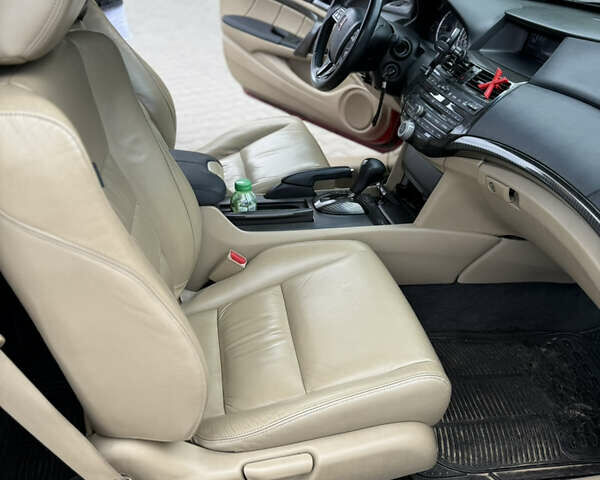 Хонда Аккорд 2009 в Одессе на Automoto.ua Красный Хонда Аккорд, объемом двигателя 3.5 л и пробегом 187 тыс. км за 7999 $, фото 13 на Automoto.ua