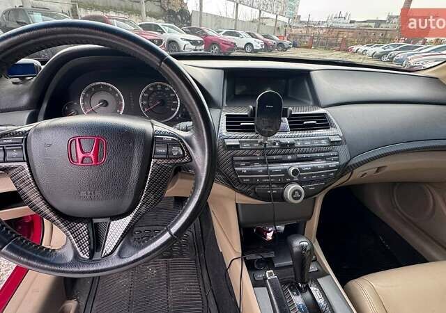 Красный Хонда Аккорд, объемом двигателя 3.5 л и пробегом 187 тыс. км за 7999 $, фото 14 на Automoto.ua